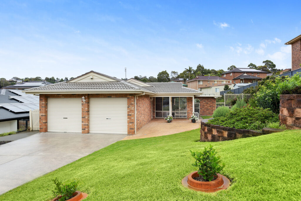 Sold - 76 Coachwood Drive - New Property in Cordeaux Heights - Real Estate by David Greenwood