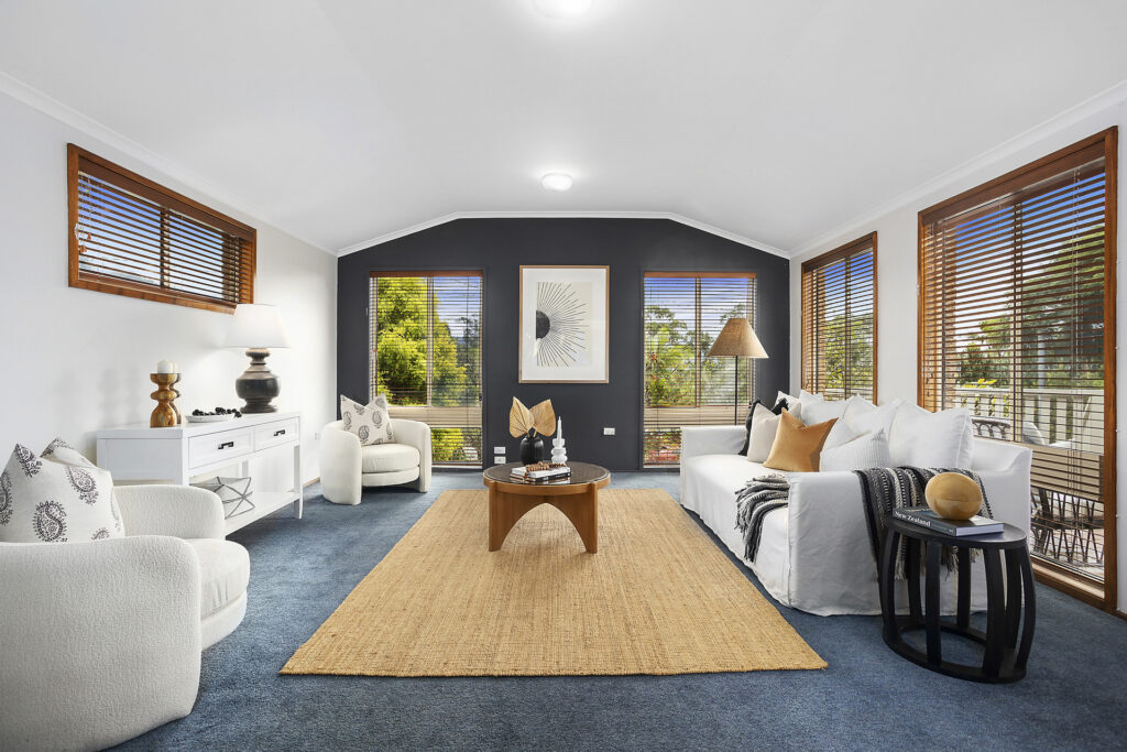 Sold - 107 Iola Avenue - New Property in Farmborough Heights - Real Estate by David Greenwood