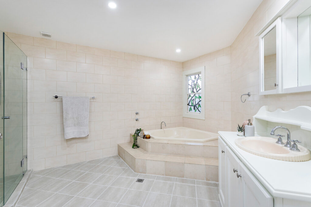 15 Earl Court, Berkeley NSW 2506 - photo 9