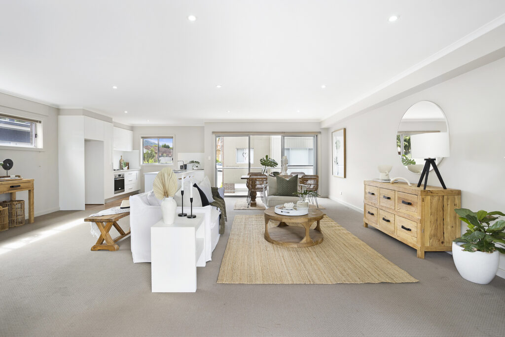 Sold - 8/261 Farmborough Road - New Property in Farmborough Heights - Real Estate by David Greenwood