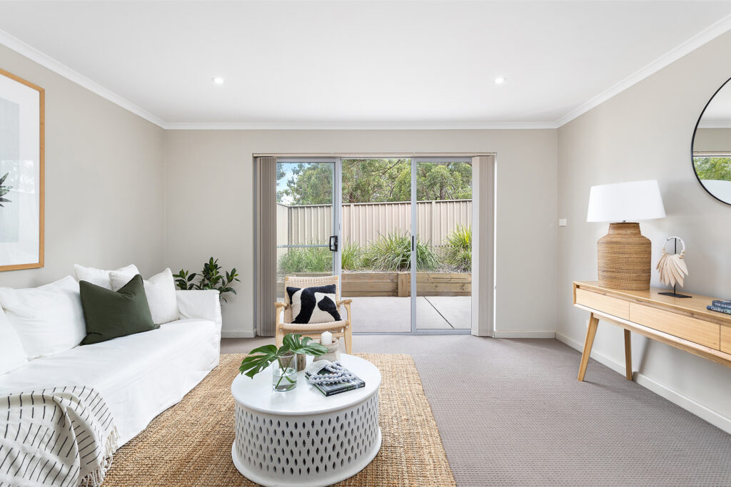 Sold - 8/261 Farmborough Road - New Property in Farmborough Heights - Real Estate by David Greenwood