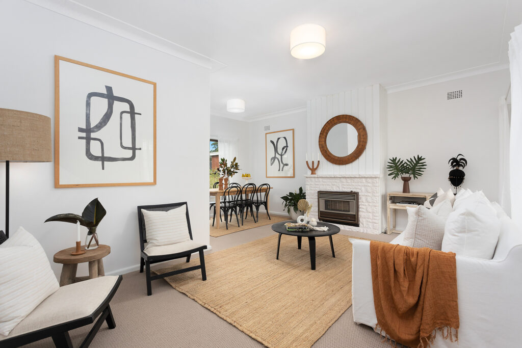 Sold - 111 Panorama Drive - New Property in Farmborough Heights - Real Estate by David Greenwood