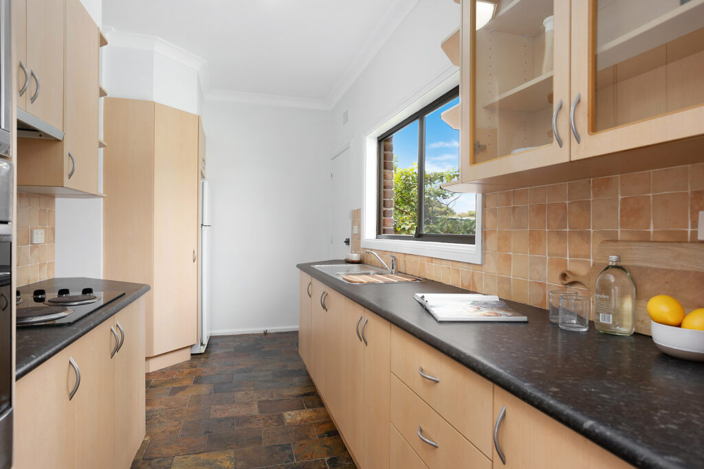Sold - 111 Panorama Drive - New Property in Farmborough Heights - Real Estate by David Greenwood