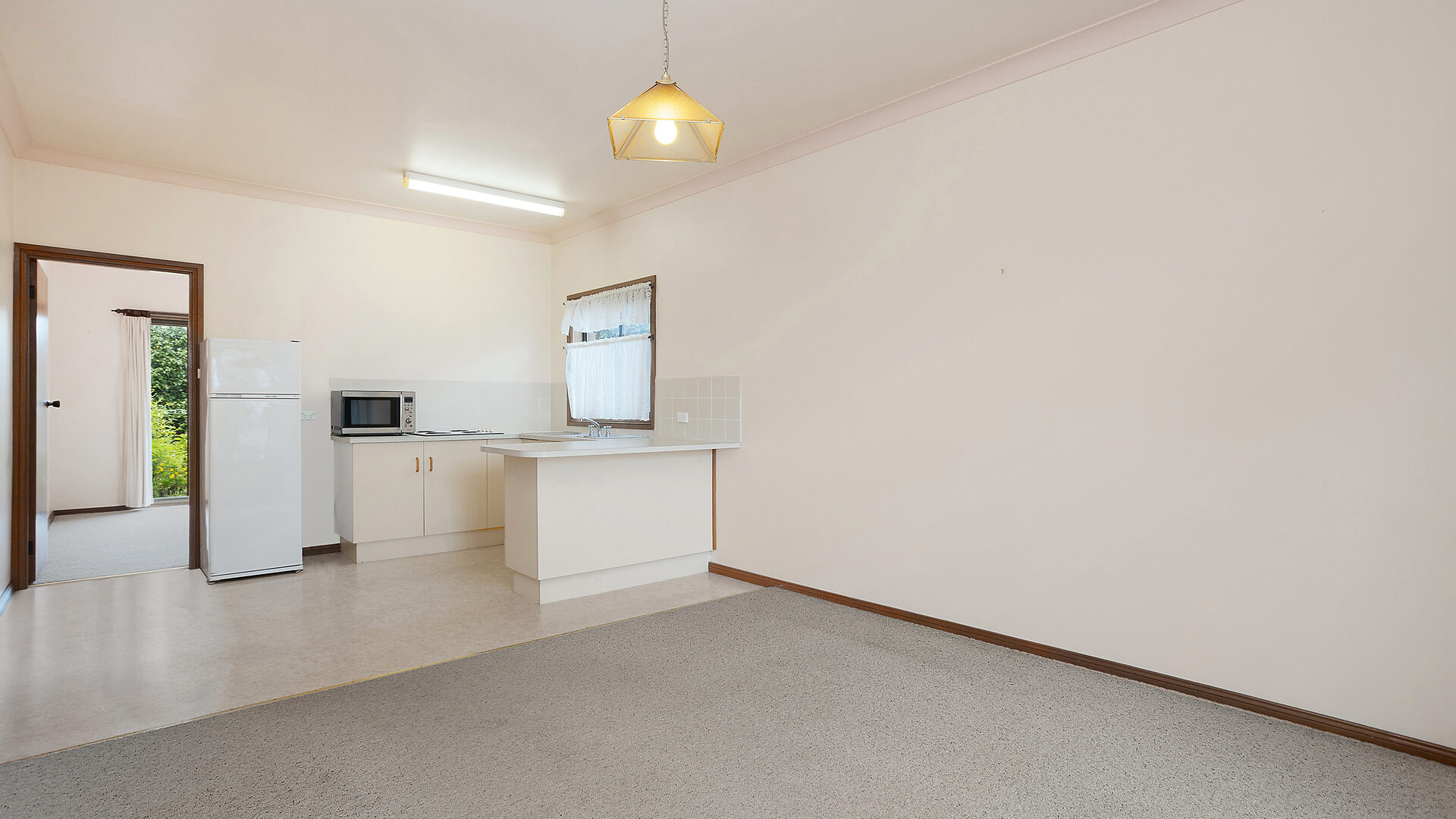 Sold - 111 Panorama Drive - New Property in Farmborough Heights - Real Estate by David Greenwood