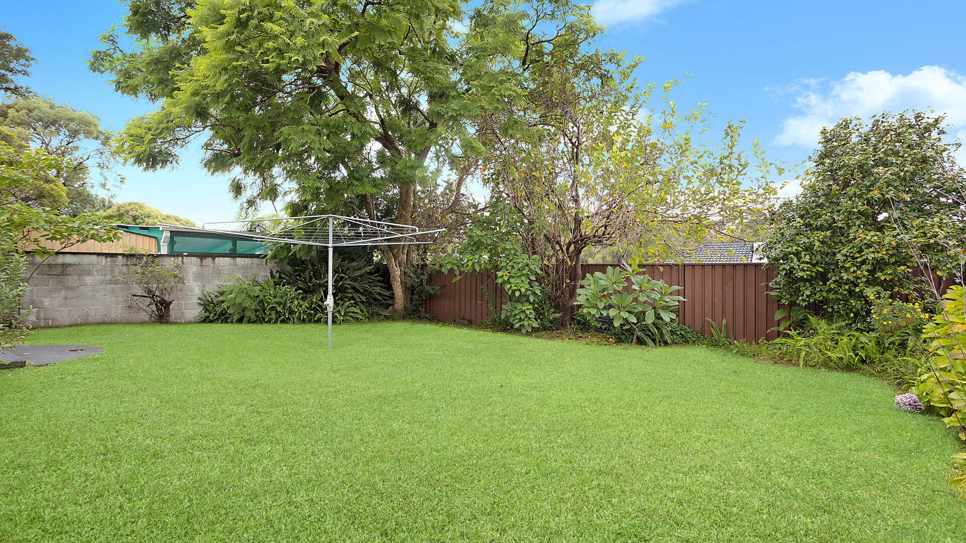 Sold - 111 Panorama Drive - New Property in Farmborough Heights - Real Estate by David Greenwood