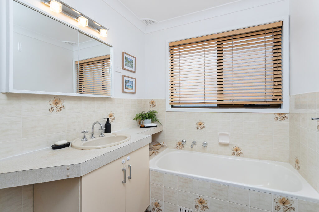 Sold - 75 Beverley Avenue - New Property in Unanderra - Real Estate by David Greenwood