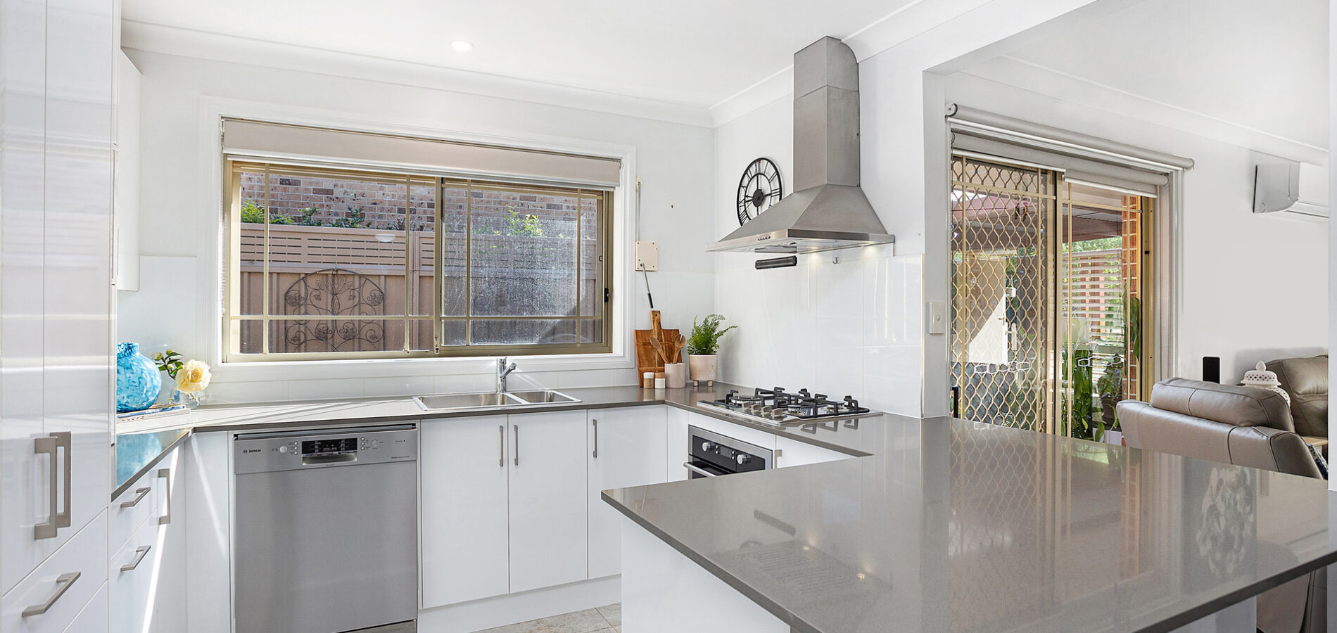 8/4 Clifford Street, Fairy Meadow