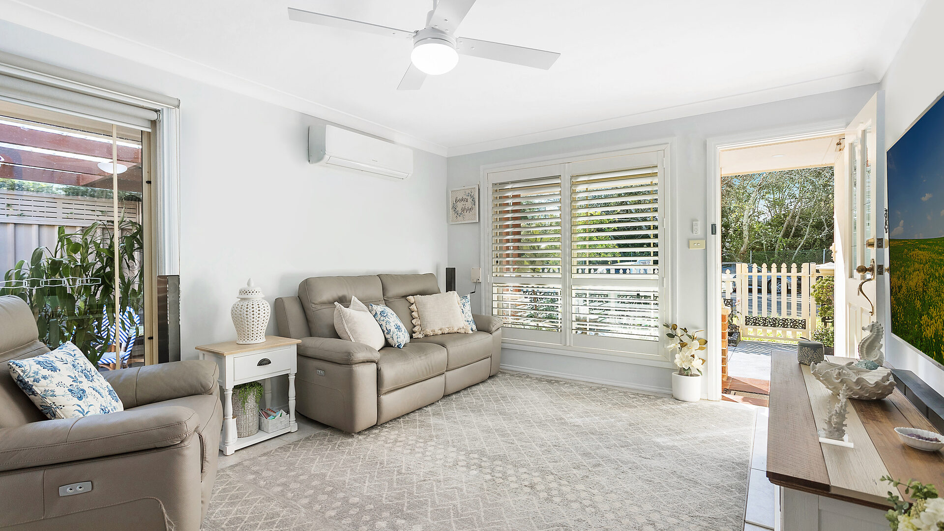 8/4 Clifford Street, Fairy Meadow NSW 2519 - photo 3