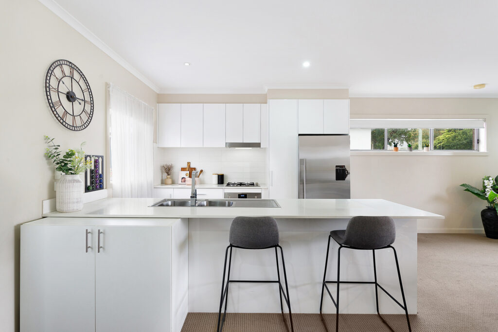 Sold - 1/261 Farmborough Road - New Property in Farmborough Heights - Real Estate by David Greenwood