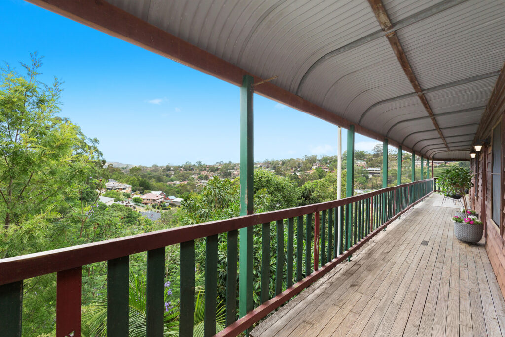 Sold - 2A Sandalwood Road - New Property in Farmborough Heights - Real Estate by David Greenwood
