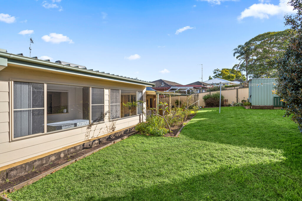 Sold - 58 Stanley Avenue - New Property in Farmborough Heights - Real Estate by David Greenwood