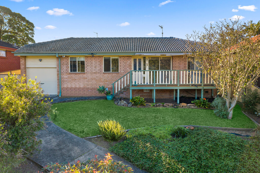 Sold - 58 Stanley Avenue - New Property in Farmborough Heights - Real Estate by David Greenwood