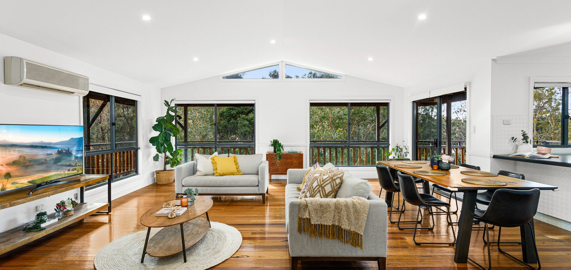 11 Sugarwood Place, Farmborough Heights