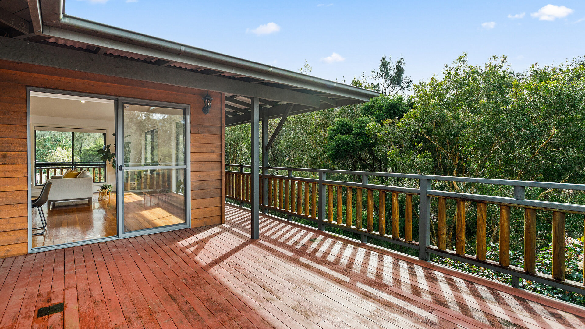 Sold - 11 Sugarwood Place - New Property in Farmborough Heights - Real Estate by David Greenwood