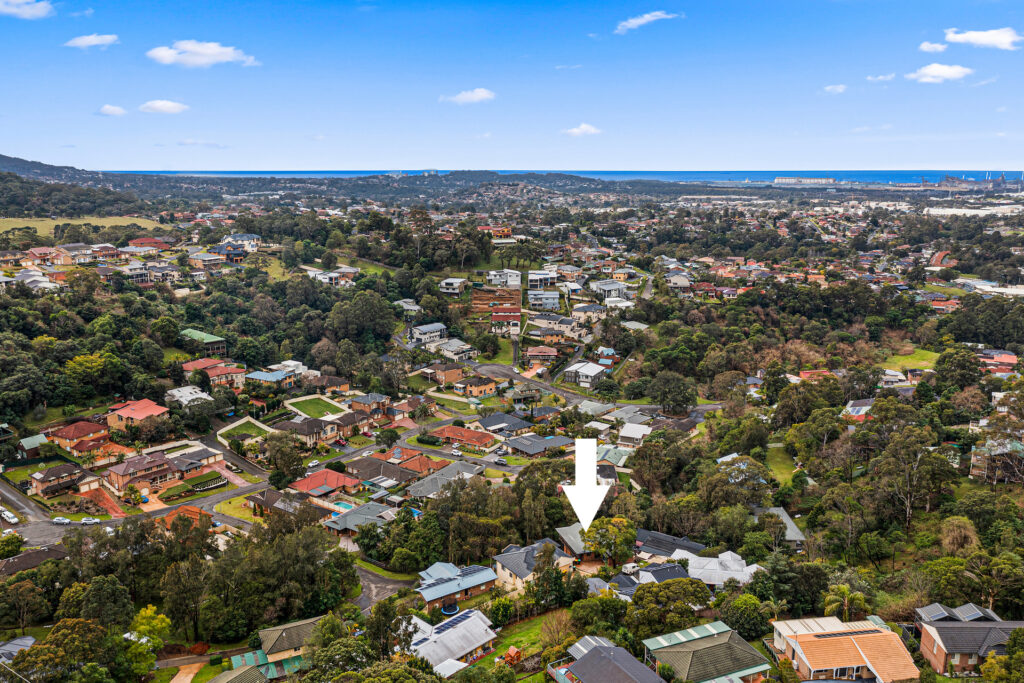 Sold - 11 Sugarwood Place - New Property in Farmborough Heights - Real Estate by David Greenwood