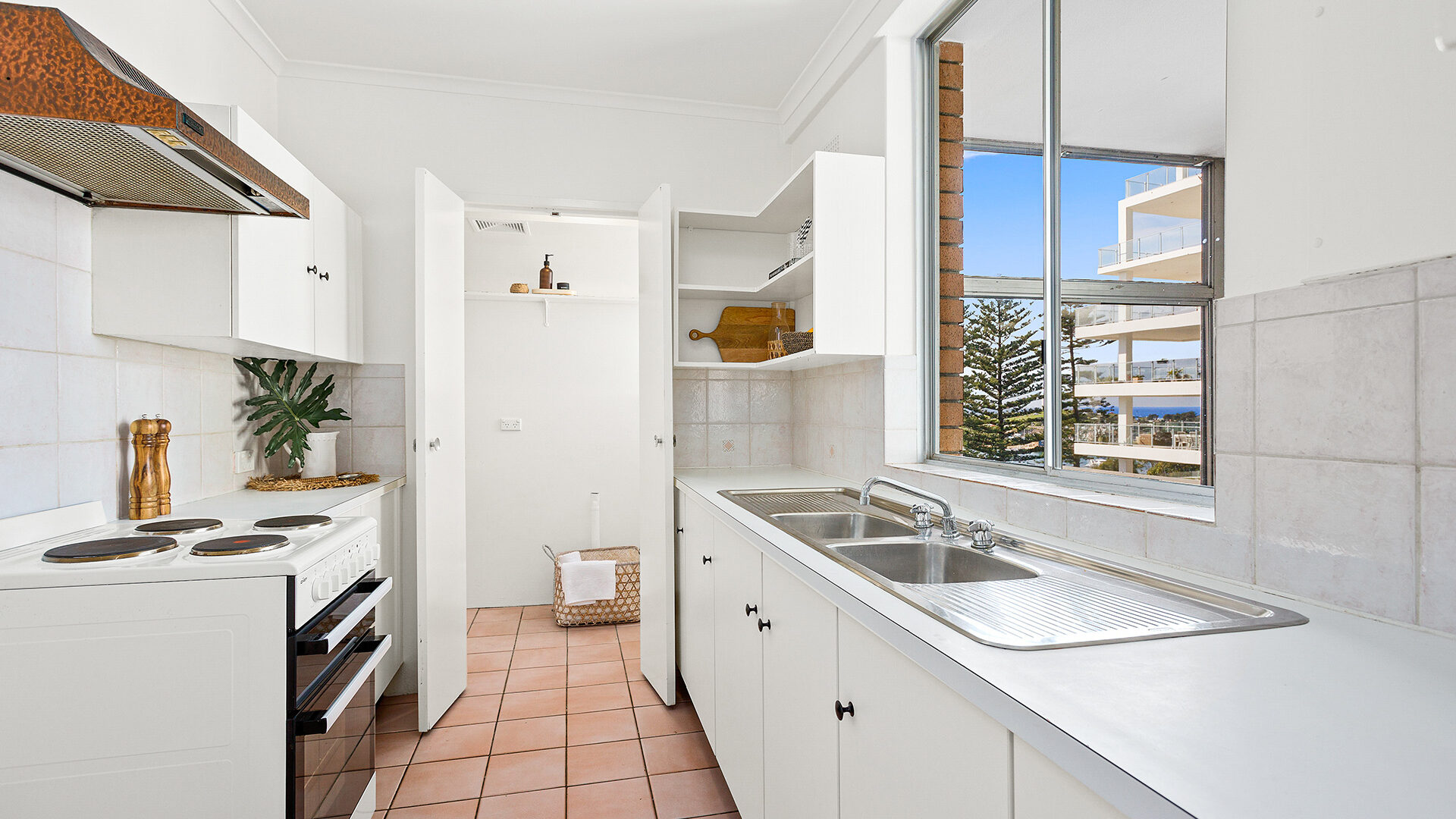 Sold - 8/70 Cliff Road - New Property in Wollongong - Real Estate by David Greenwood