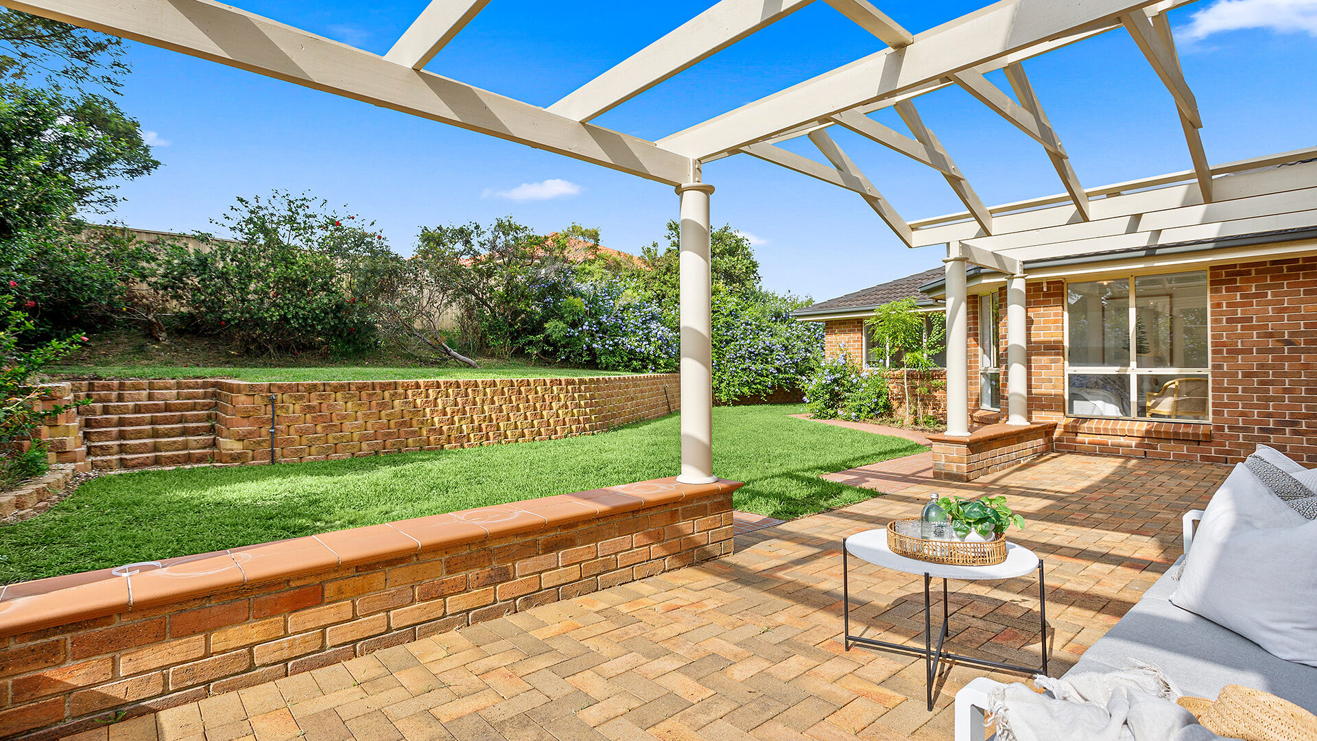 Sold - 11 Helena Crescent - New Property in Horsley - Real Estate by David Greenwood