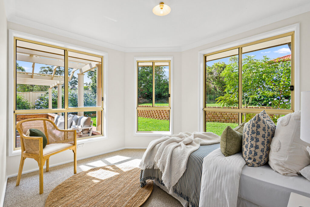 Sold - 11 Helena Crescent - New Property in Horsley - Real Estate by David Greenwood