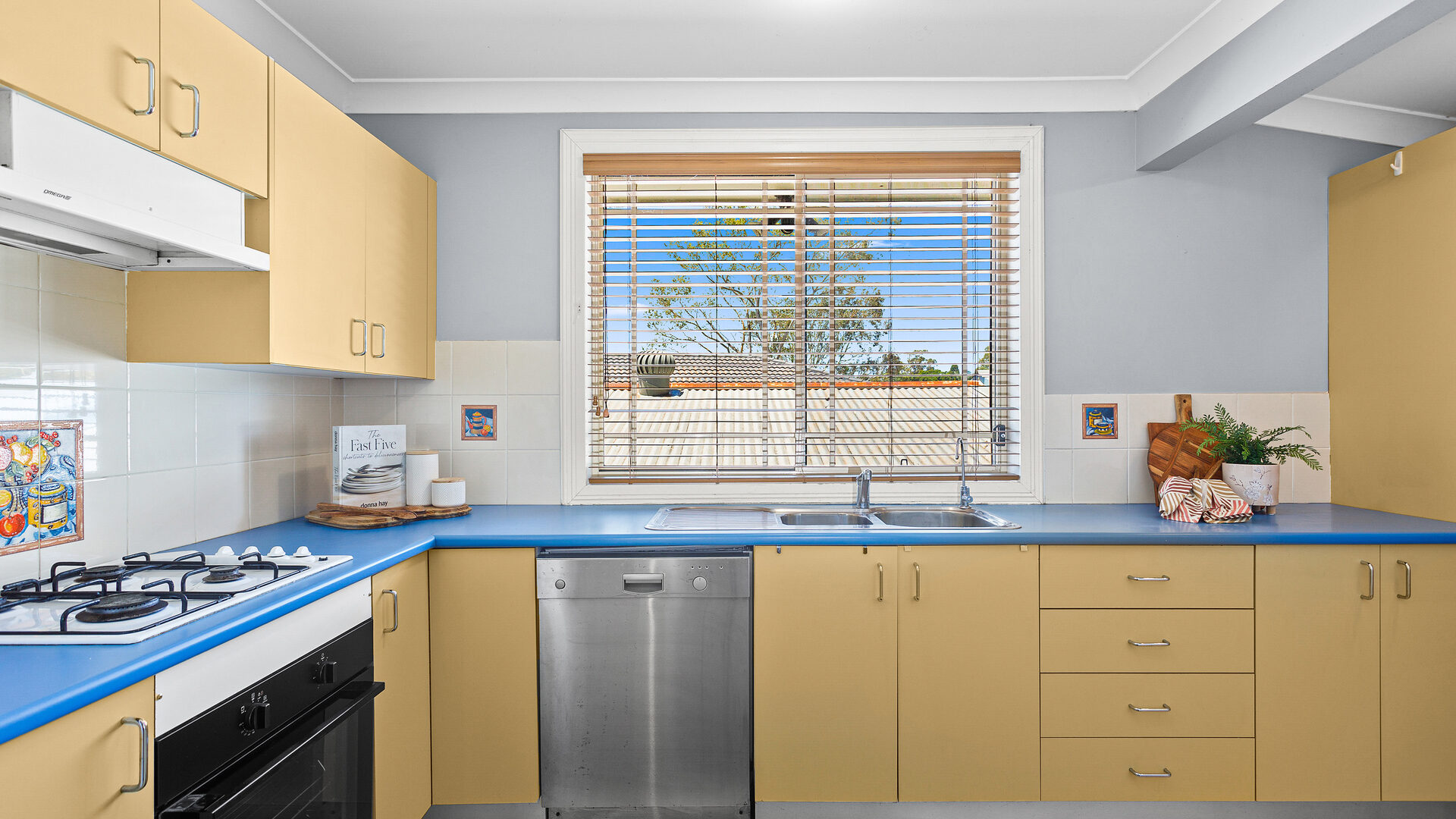 Sold - 162 Lakelands Drive - New Property in Dapto - Real Estate by David Greenwood