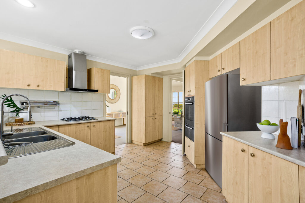 Sold - 12 Highcroft Boulevard - New Property in Horsley - Real Estate by David Greenwood