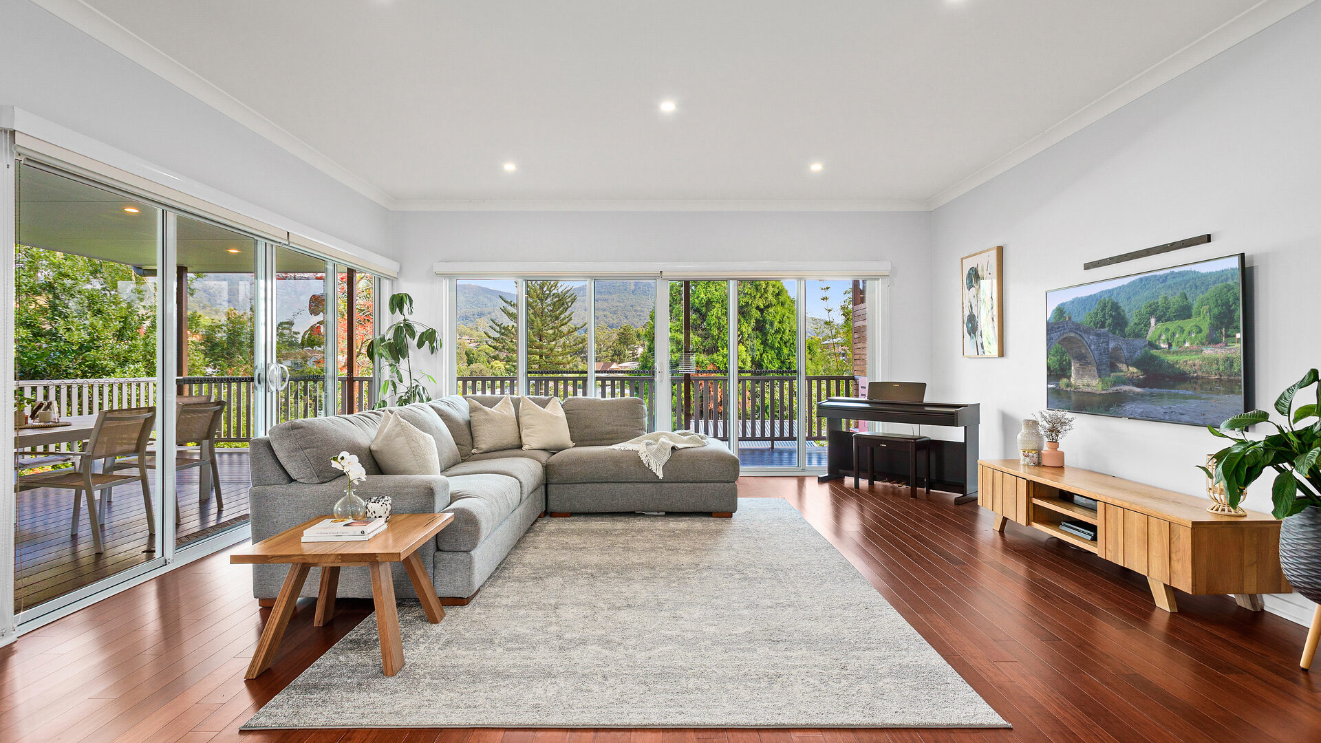 Sold - 12 Cranford Lane - New Property in Figtree - Real Estate by David Greenwood
