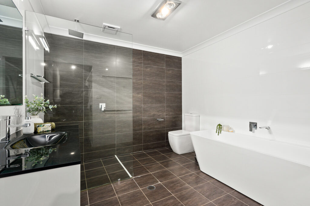 Sold - 12 Cranford Lane - New Property in Figtree - Real Estate by David Greenwood
