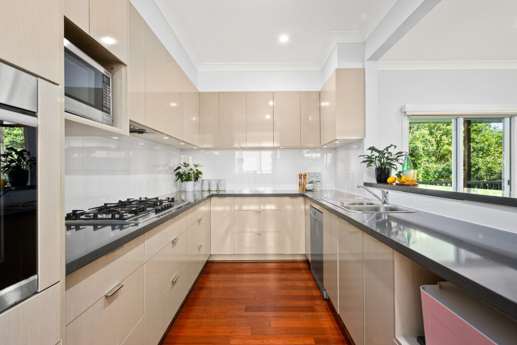 Sold - 12 Cranford Lane - New Property in Figtree - Real Estate by David Greenwood