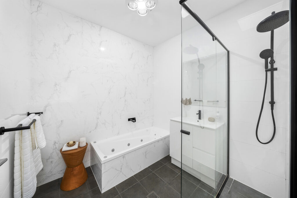 2B Toorak Avenue, Mangerton NSW 2500 - photo 7