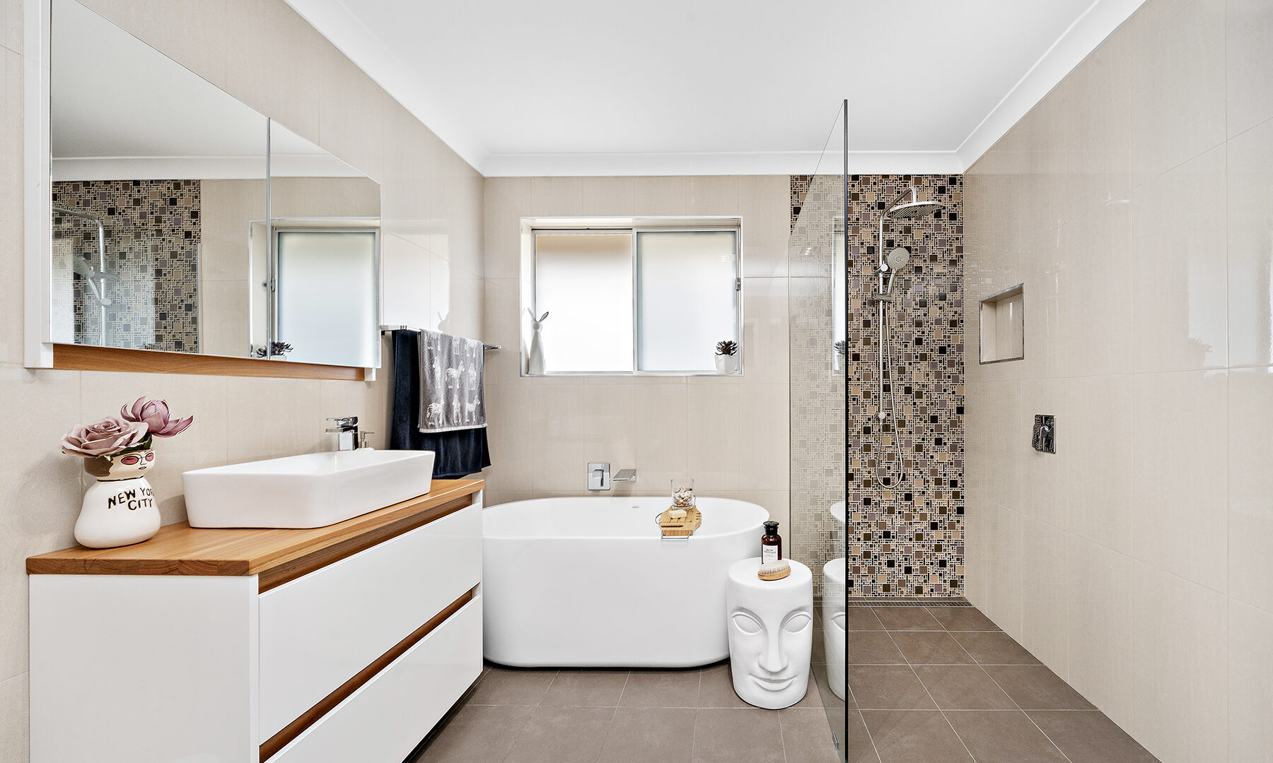 2 Cassian Street, Keiraville NSW 2500 - photo 9
