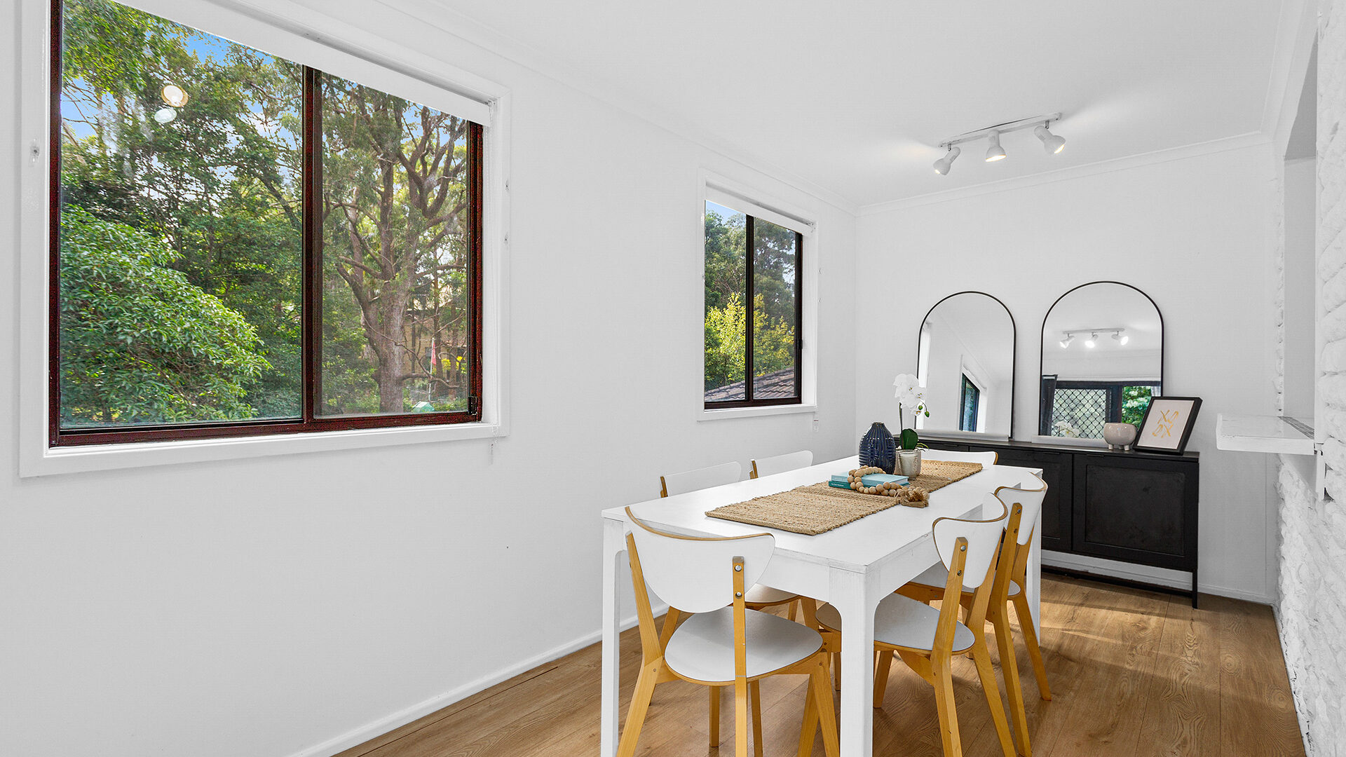 Sold - 22 Aminya Place - New Property in Farmborough Heights - Real Estate by David Greenwood