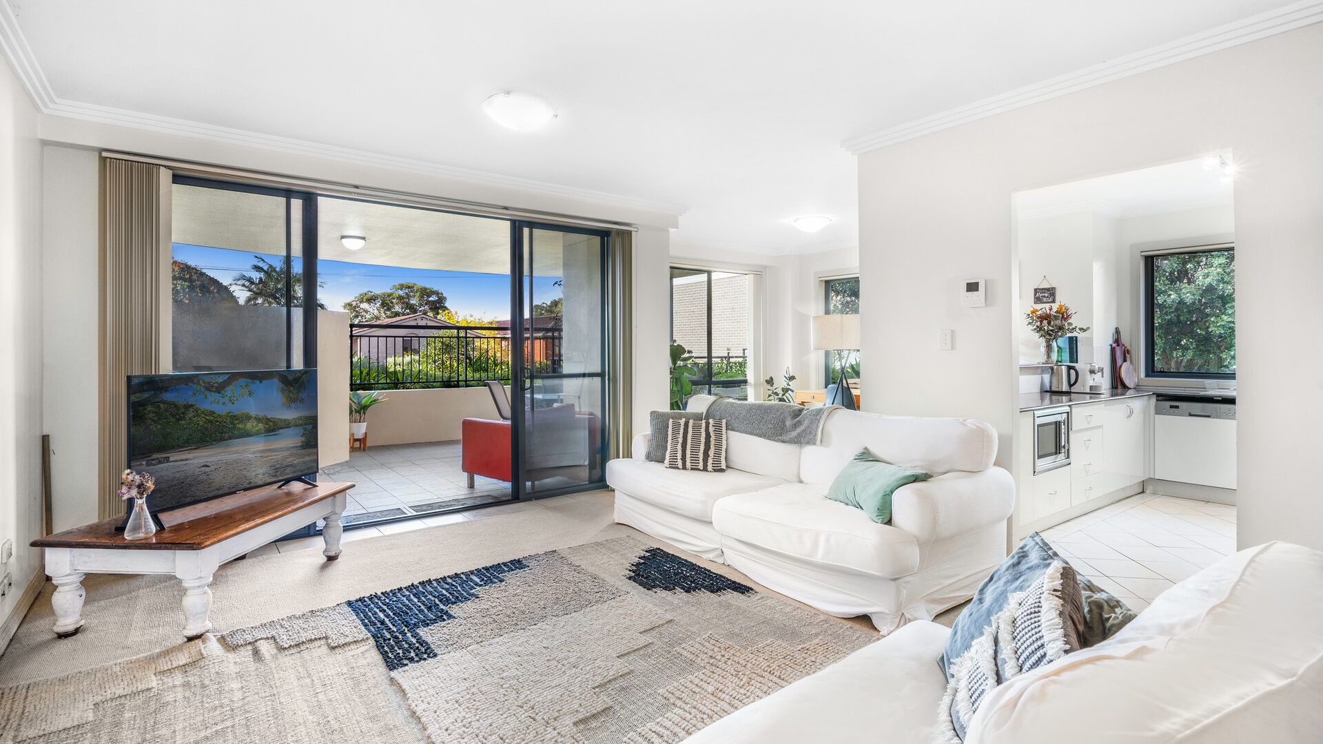 3/9 Bode Avenue, North Wollongong NSW 2500 - photo 3