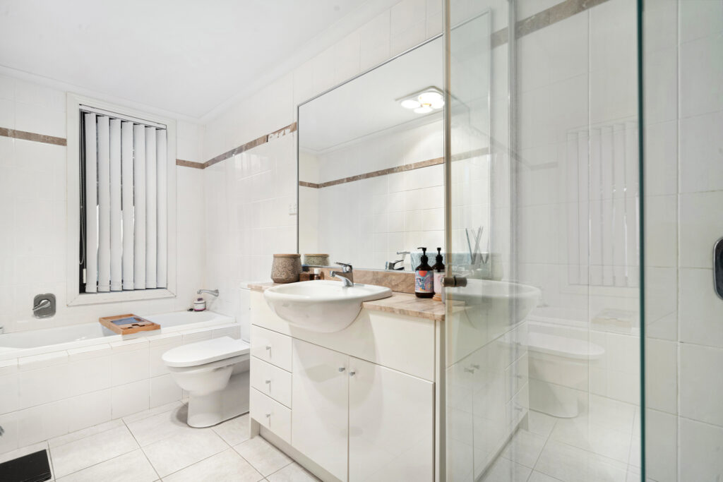 3/9 Bode Avenue, North Wollongong NSW 2500 - photo 6
