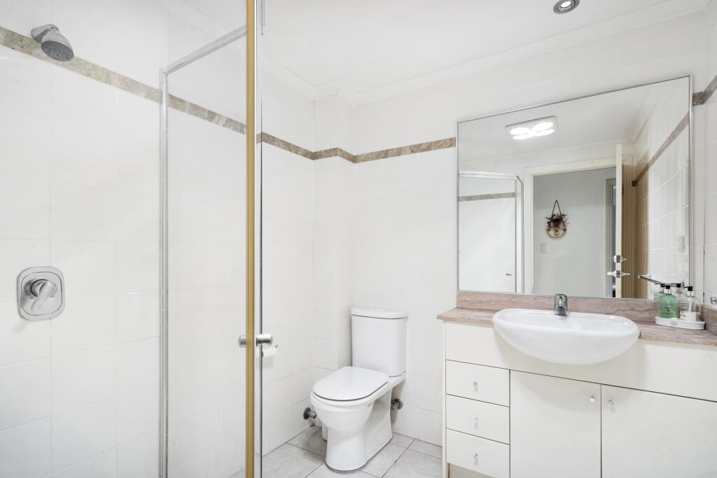 3/9 Bode Avenue, North Wollongong NSW 2500 - photo 8