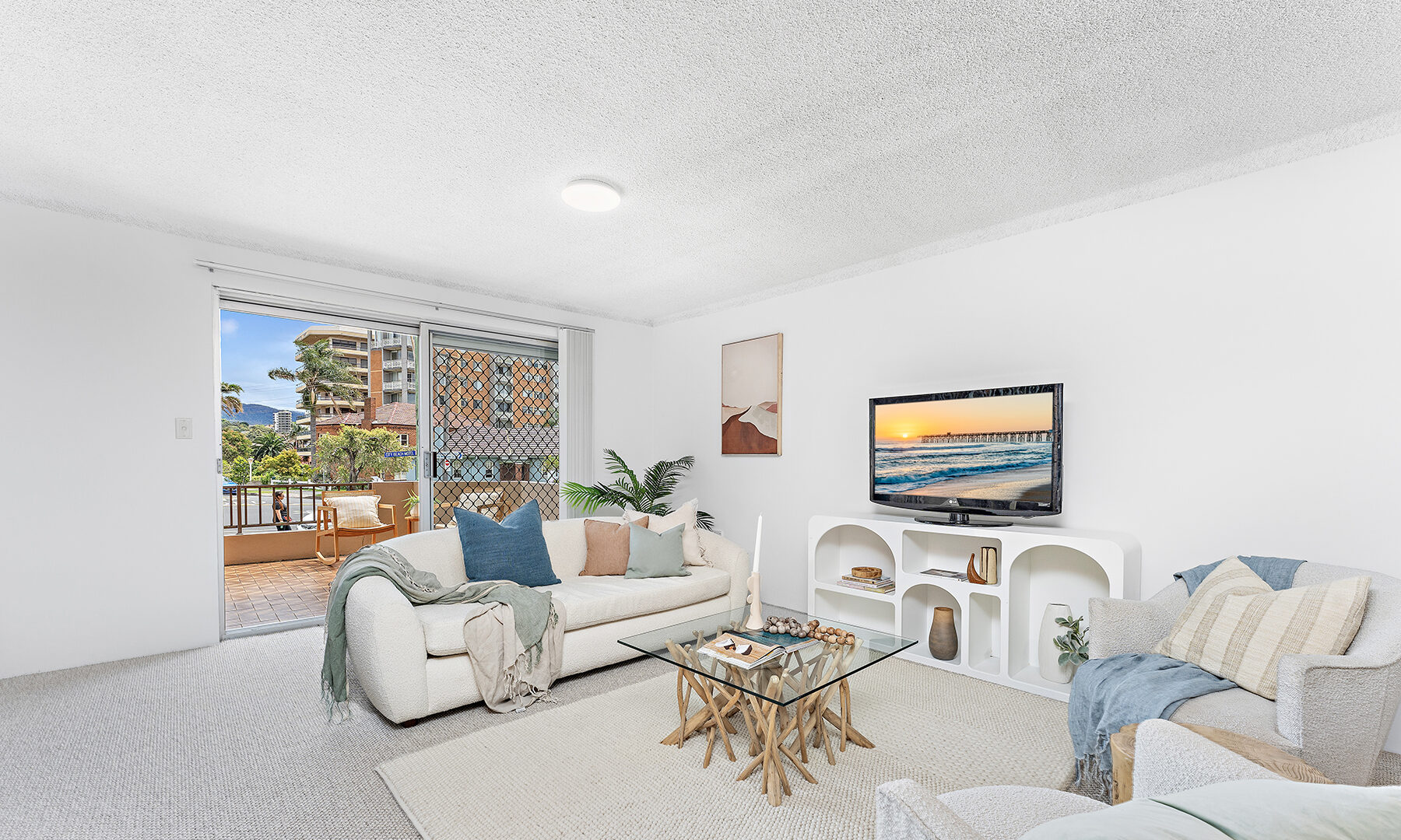 3/11 Harbour Street, Wollongong NSW 2500 - photo 2