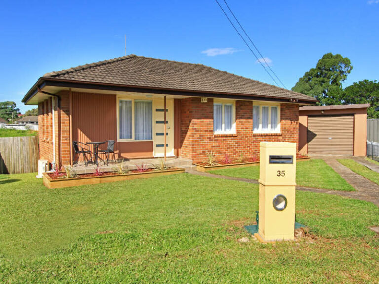 35 Bambil Crescent, Dapto