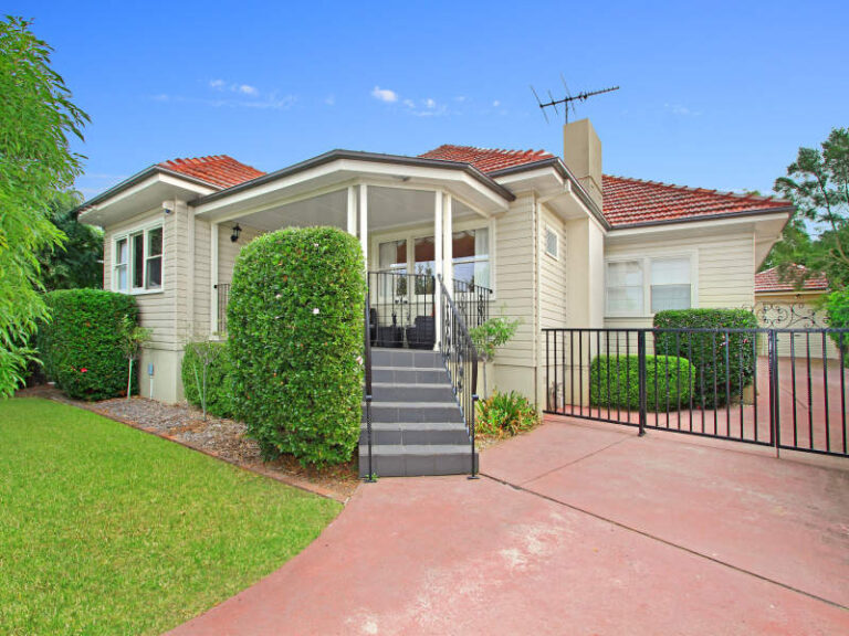 Sold - 16 David Crescent - New Property in Fairy Meadow - Real Estate by Christian Zeidler