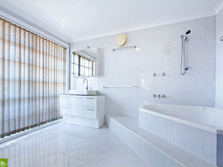 Sold - 23 Illabunda Crescent - New Property in Koonawarra - Real Estate by Christian Zeidler