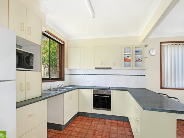 Sold - 5 Evelyn Avenue - New Property in Figtree - Real Estate by Christian Zeidler