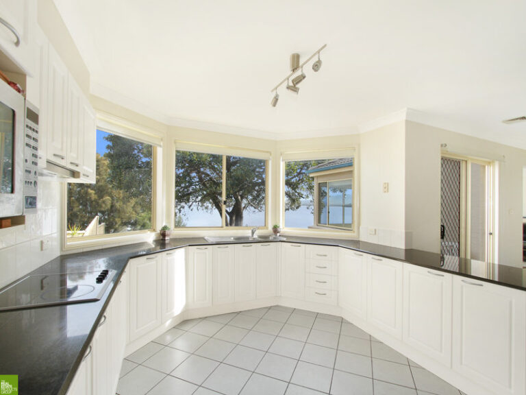 Sold - 89 Northcliffe Drive - New Property in Lake Heights - Real Estate by Christian Zeidler
