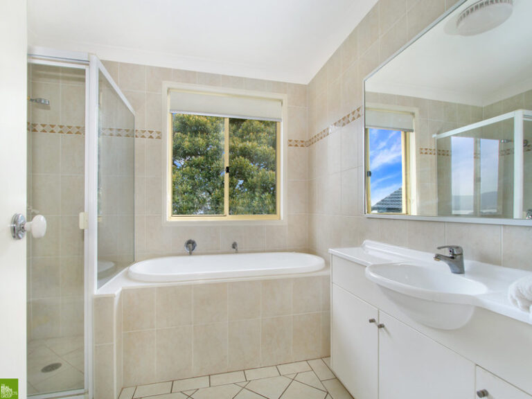Sold - 89 Northcliffe Drive - New Property in Lake Heights - Real Estate by Christian Zeidler