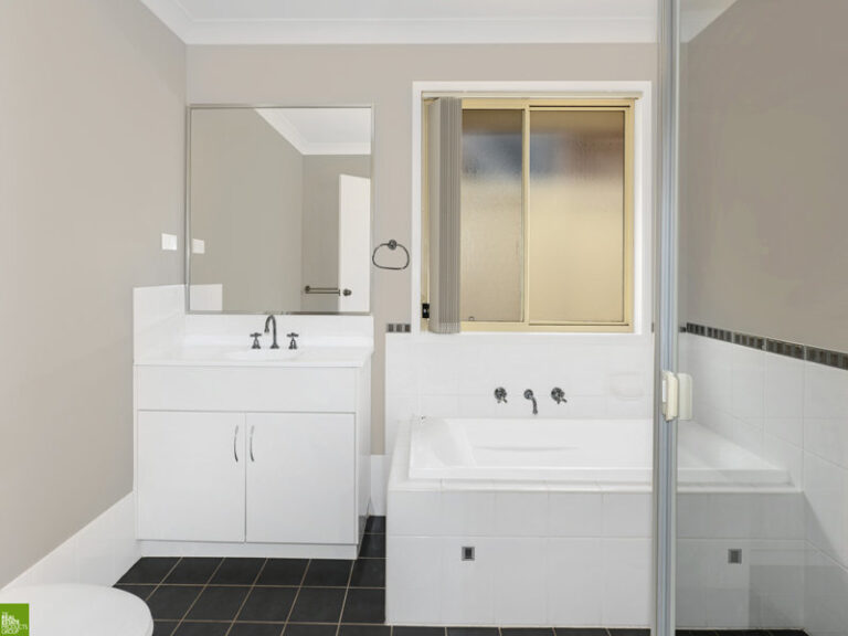 Sold - 71 Esperance Drive - New Property in Albion Park - Real Estate by Christian Zeidler