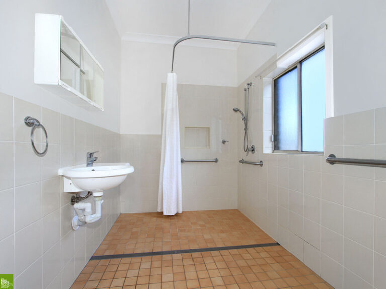 Sold - 7 Blaxland Avenue - New Property in Warrawong - Real Estate by Christian Zeidler