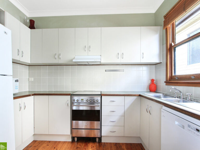 Sold - 8 Prospect Street - New Property in Mount Saint Thomas - Real Estate by Christian Zeidler