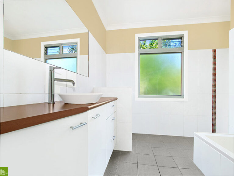 Sold - 14 Grasmere Street - New Property in Mount Saint Thomas - Real Estate by Christian Zeidler