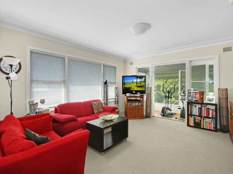 42 Corrimal Street, Wollongong NSW 2500 - photo 2
