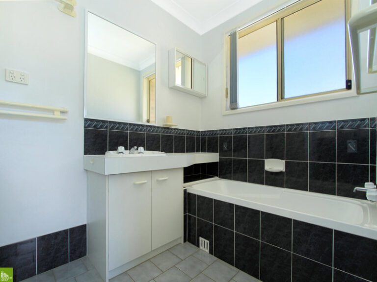 Sold - 27 Northview Terrace - New Property in Figtree - Real Estate by Christian Zeidler