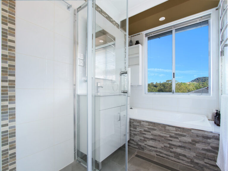 Sold - 4 Noonga Place - New Property in Cordeaux Heights - Real Estate by Christian Zeidler