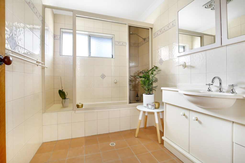 Sold - 22 Baker Crescent - New Property in Figtree - Real Estate by Christian Zeidler