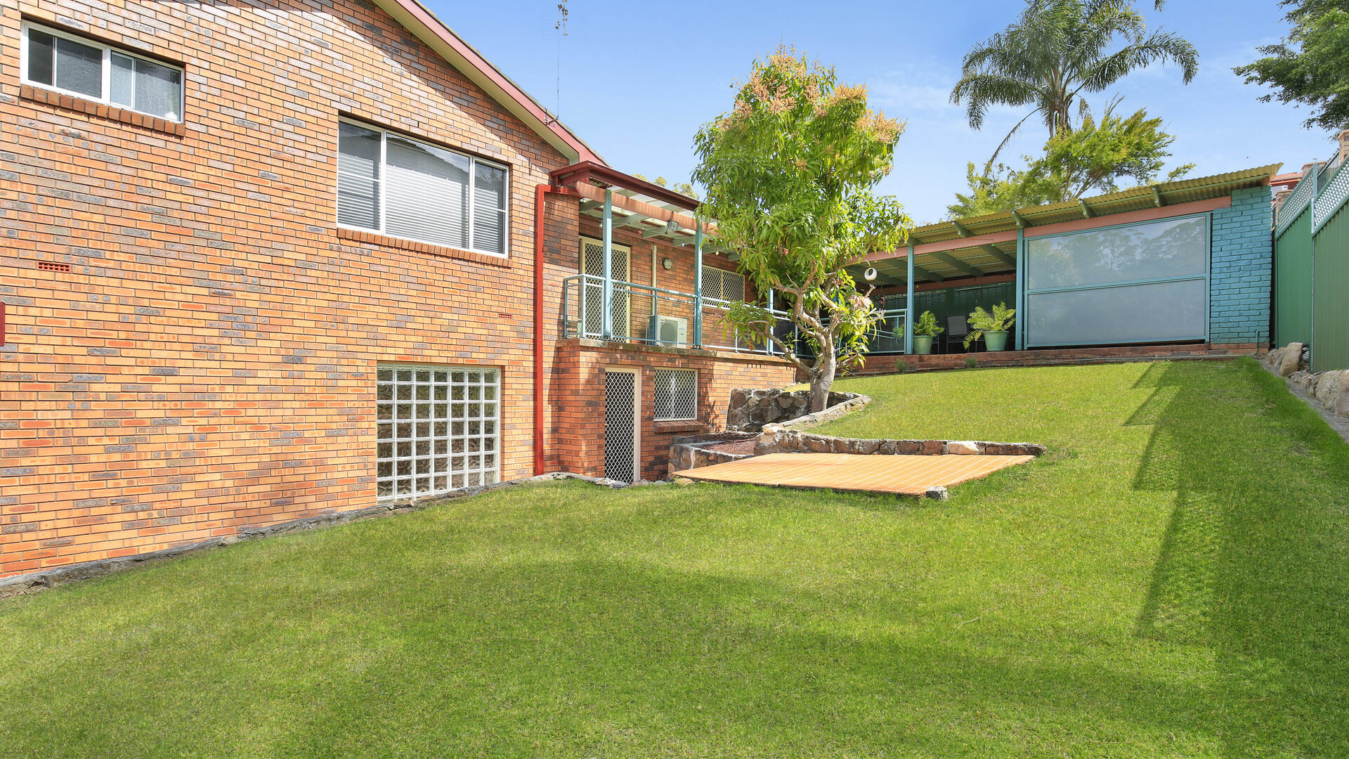 Sold - 22 Baker Crescent - New Property in Figtree - Real Estate by Christian Zeidler