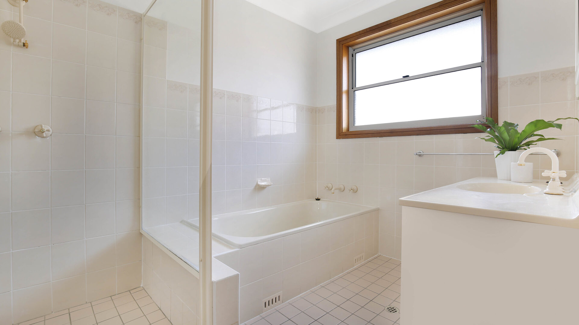 Sold - 2/46 Balmoral Street - New Property in Balgownie - Real Estate by Christian Zeidler